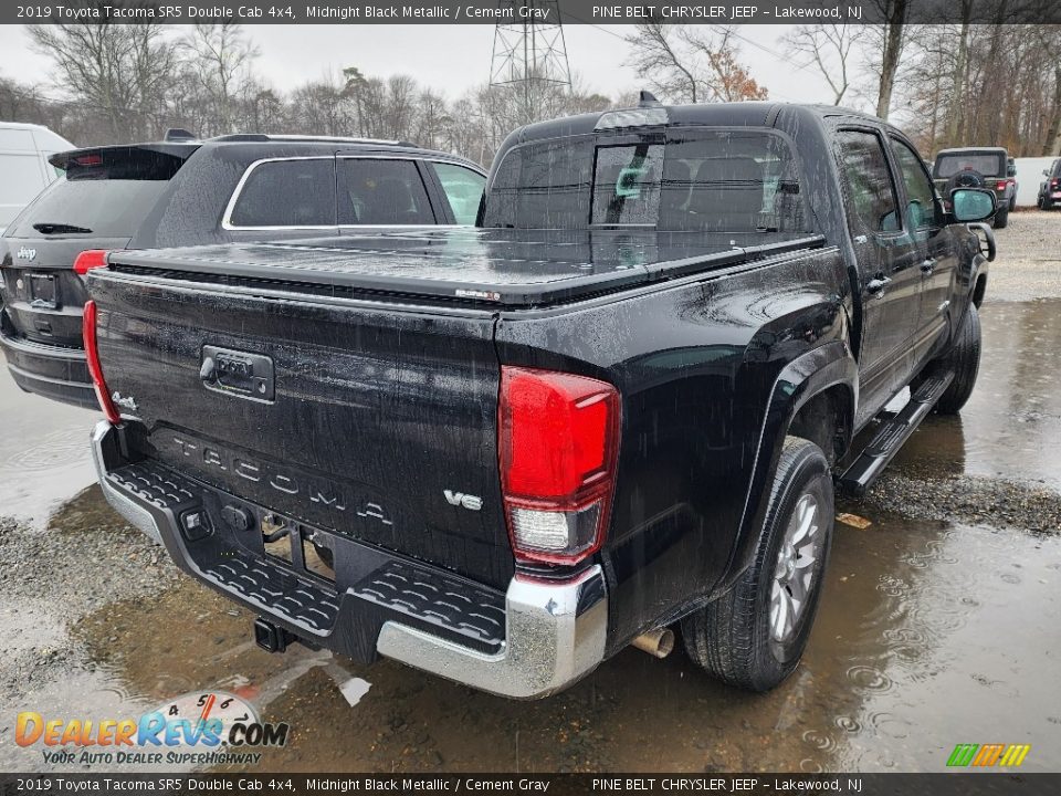 2019 Toyota Tacoma SR5 Double Cab 4x4 Midnight Black Metallic / Cement Gray Photo #4