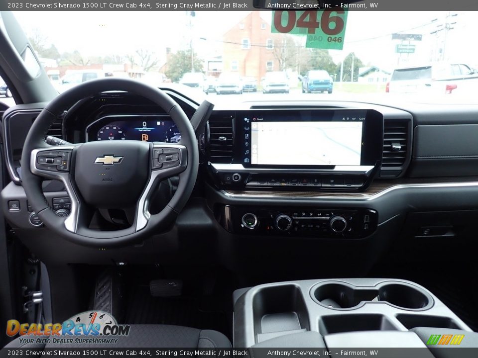 Dashboard of 2023 Chevrolet Silverado 1500 LT Crew Cab 4x4 Photo #13