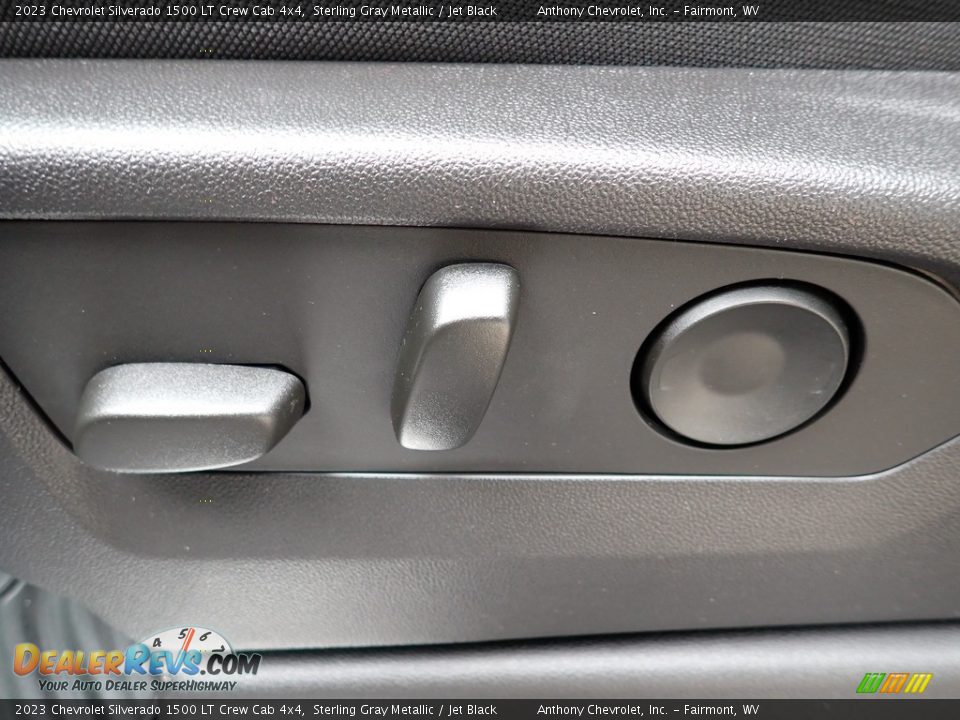 2023 Chevrolet Silverado 1500 LT Crew Cab 4x4 Sterling Gray Metallic / Jet Black Photo #16