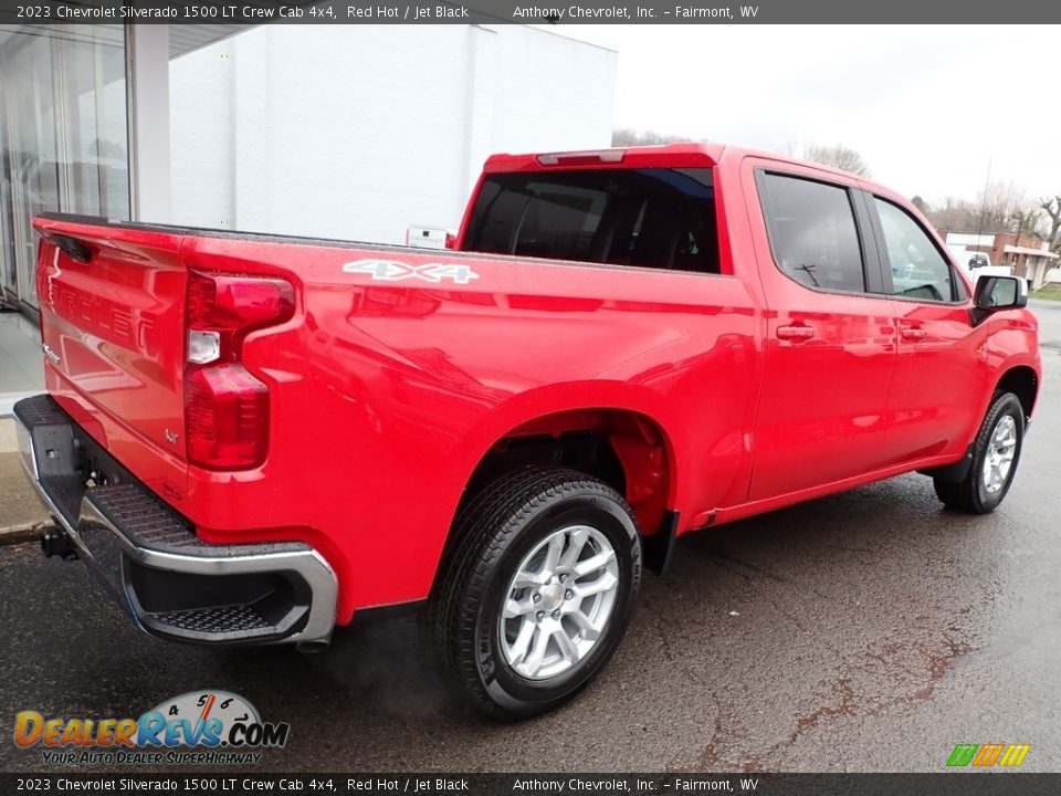 2023 Chevrolet Silverado 1500 LT Crew Cab 4x4 Red Hot / Jet Black Photo #3