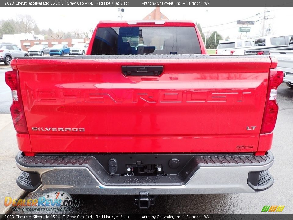 2023 Chevrolet Silverado 1500 LT Crew Cab 4x4 Red Hot / Jet Black Photo #4