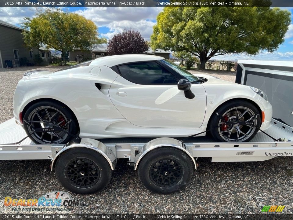 Madreperla White Tri-Coat 2015 Alfa Romeo 4C Launch Edition Coupe Photo #10