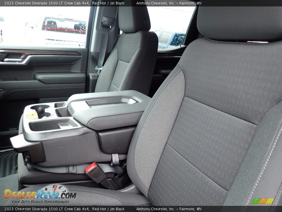 2023 Chevrolet Silverado 1500 LT Crew Cab 4x4 Red Hot / Jet Black Photo #11