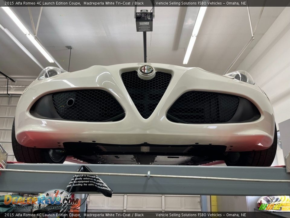 2015 Alfa Romeo 4C Launch Edition Coupe Madreperla White Tri-Coat / Black Photo #11