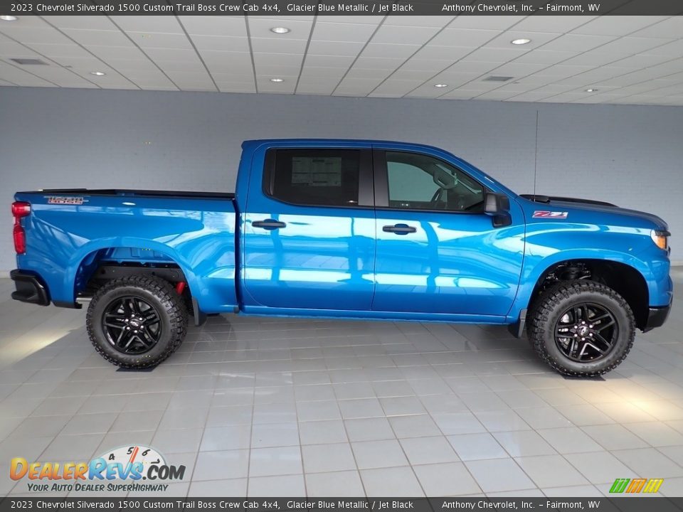 2023 Chevrolet Silverado 1500 Custom Trail Boss Crew Cab 4x4 Glacier Blue Metallic / Jet Black Photo #2
