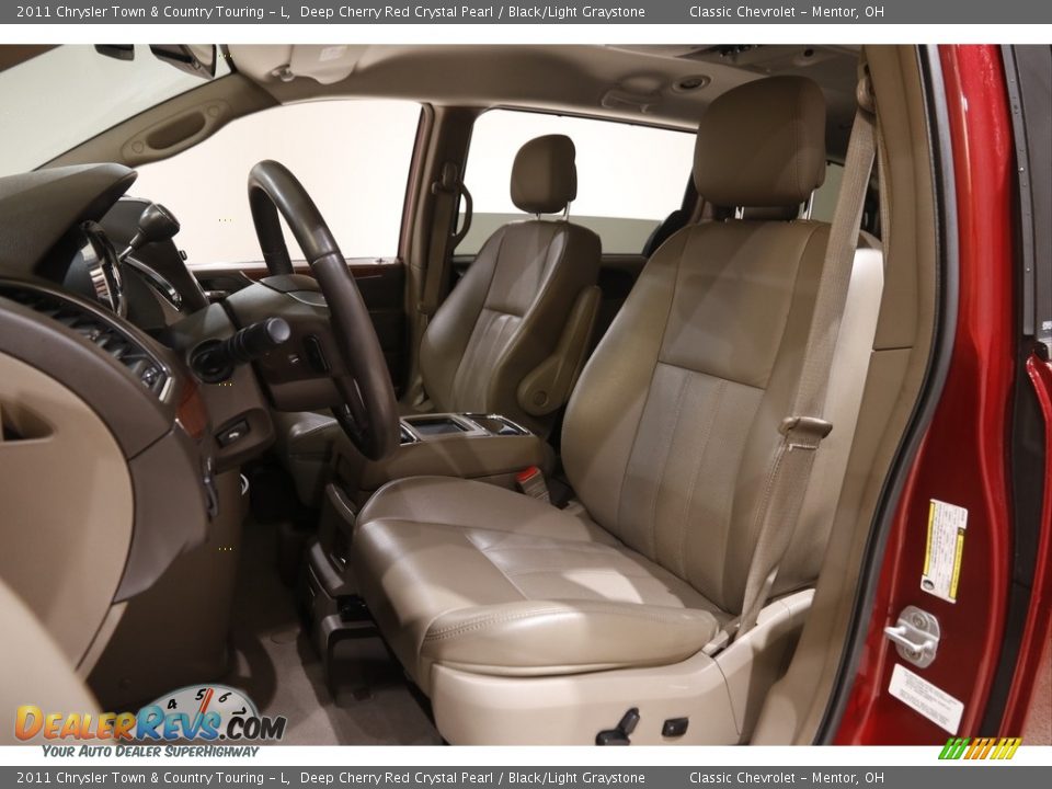 2011 Chrysler Town & Country Touring - L Deep Cherry Red Crystal Pearl / Black/Light Graystone Photo #5