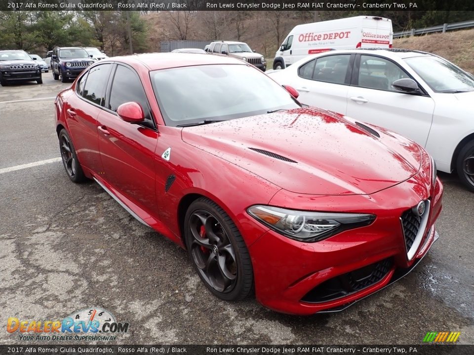 Rosso Alfa (Red) 2017 Alfa Romeo Giulia Quadrifoglio Photo #2