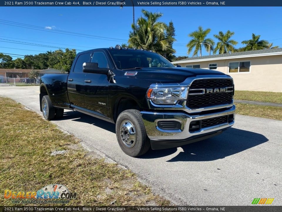 2021 Ram 3500 Tradesman Crew Cab 4x4 Black / Diesel Gray/Black Photo #10