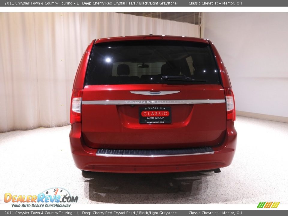 2011 Chrysler Town & Country Touring - L Deep Cherry Red Crystal Pearl / Black/Light Graystone Photo #22