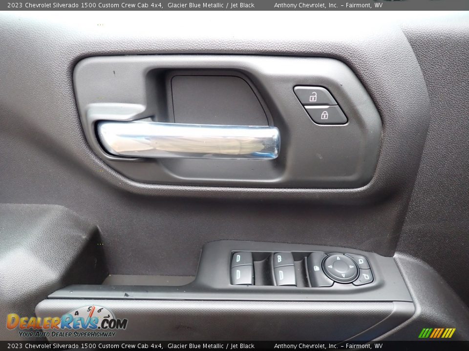 2023 Chevrolet Silverado 1500 Custom Crew Cab 4x4 Glacier Blue Metallic / Jet Black Photo #14
