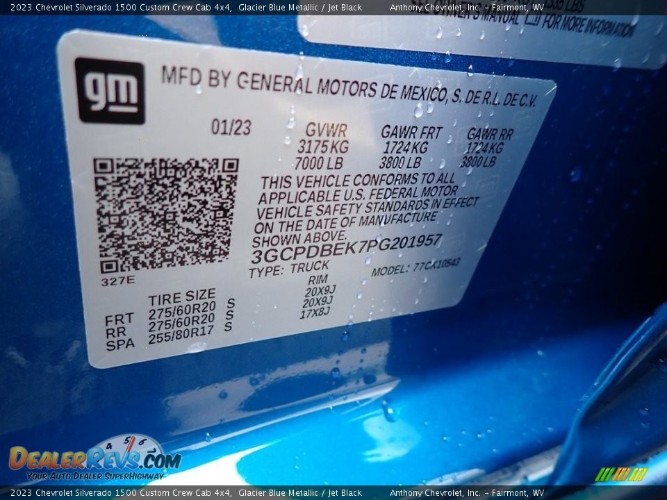 2023 Chevrolet Silverado 1500 Custom Crew Cab 4x4 Glacier Blue Metallic / Jet Black Photo #15