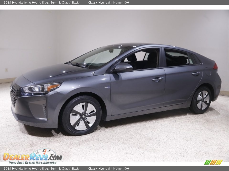 Front 3/4 View of 2019 Hyundai Ioniq Hybrid Blue Photo #3