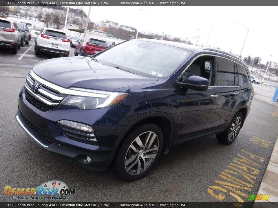 2017 Honda Pilot Touring AWD Obsidian Blue Metallic / Gray Photo #5