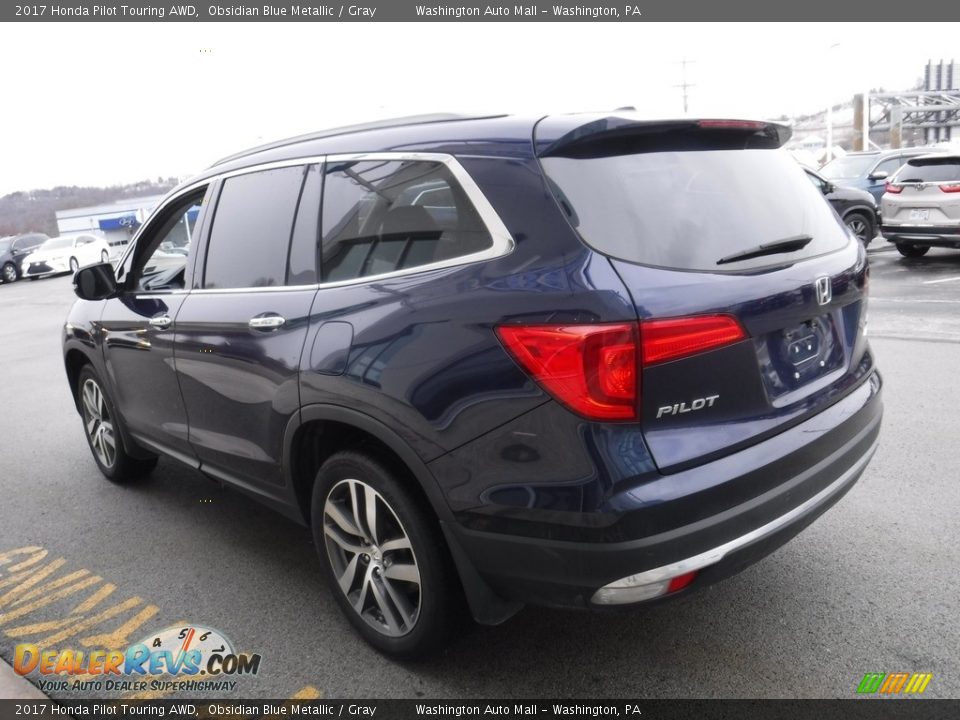 2017 Honda Pilot Touring AWD Obsidian Blue Metallic / Gray Photo #7