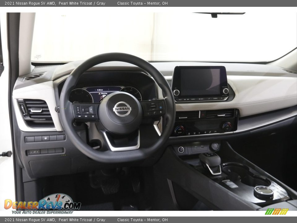 2021 Nissan Rogue SV AWD Pearl White Tricoat / Gray Photo #6