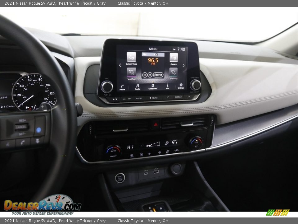 2021 Nissan Rogue SV AWD Pearl White Tricoat / Gray Photo #9