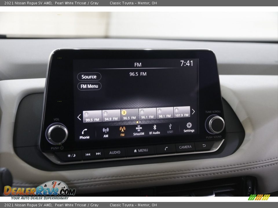 2021 Nissan Rogue SV AWD Pearl White Tricoat / Gray Photo #10