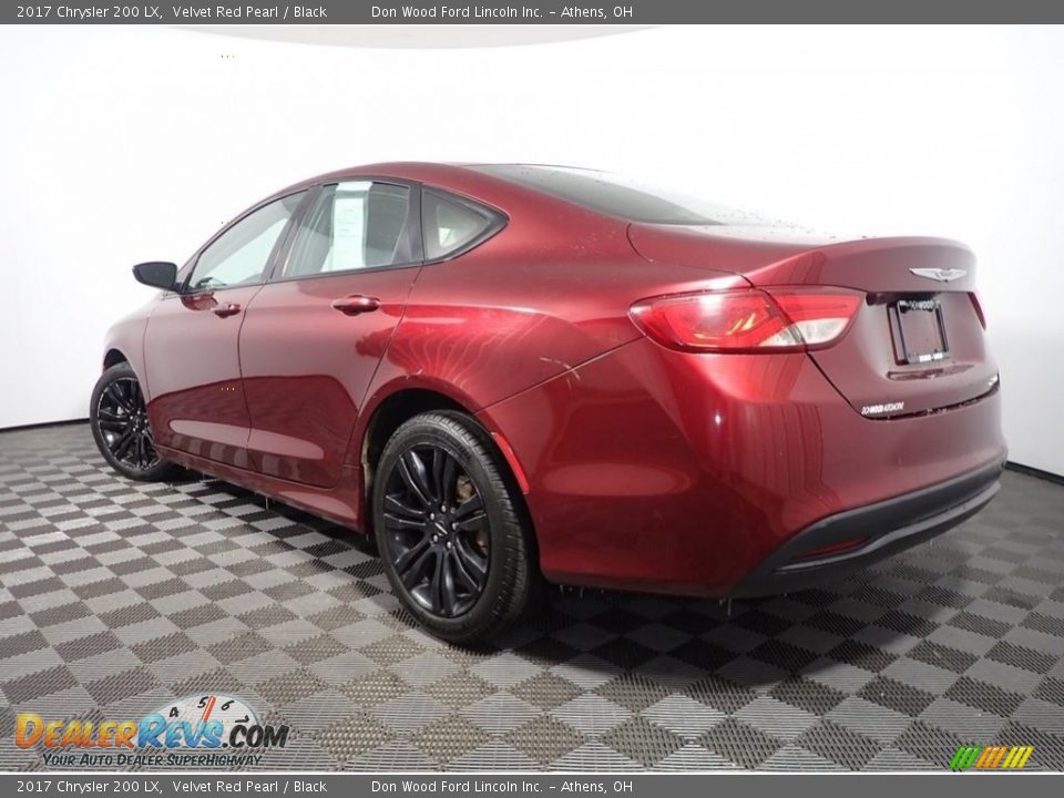 2017 Chrysler 200 LX Velvet Red Pearl / Black Photo #7