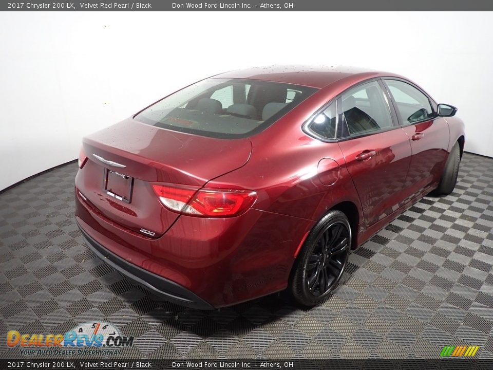 2017 Chrysler 200 LX Velvet Red Pearl / Black Photo #12