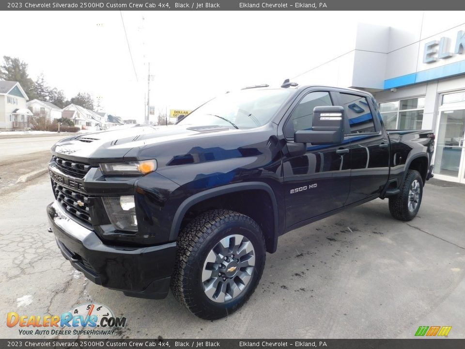 2023 Chevrolet Silverado 2500HD Custom Crew Cab 4x4 Black / Jet Black Photo #2