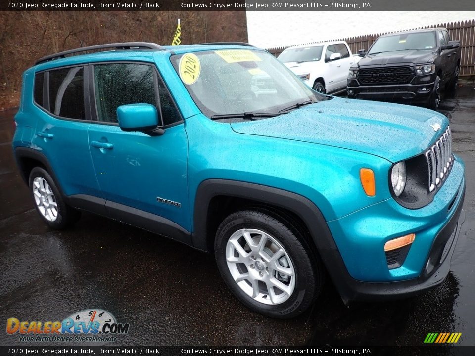 Front 3/4 View of 2020 Jeep Renegade Latitude Photo #8