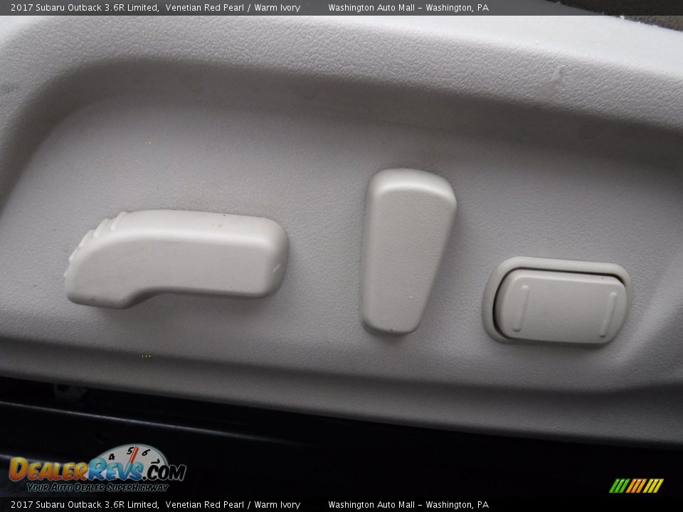 Controls of 2017 Subaru Outback 3.6R Limited Photo #27