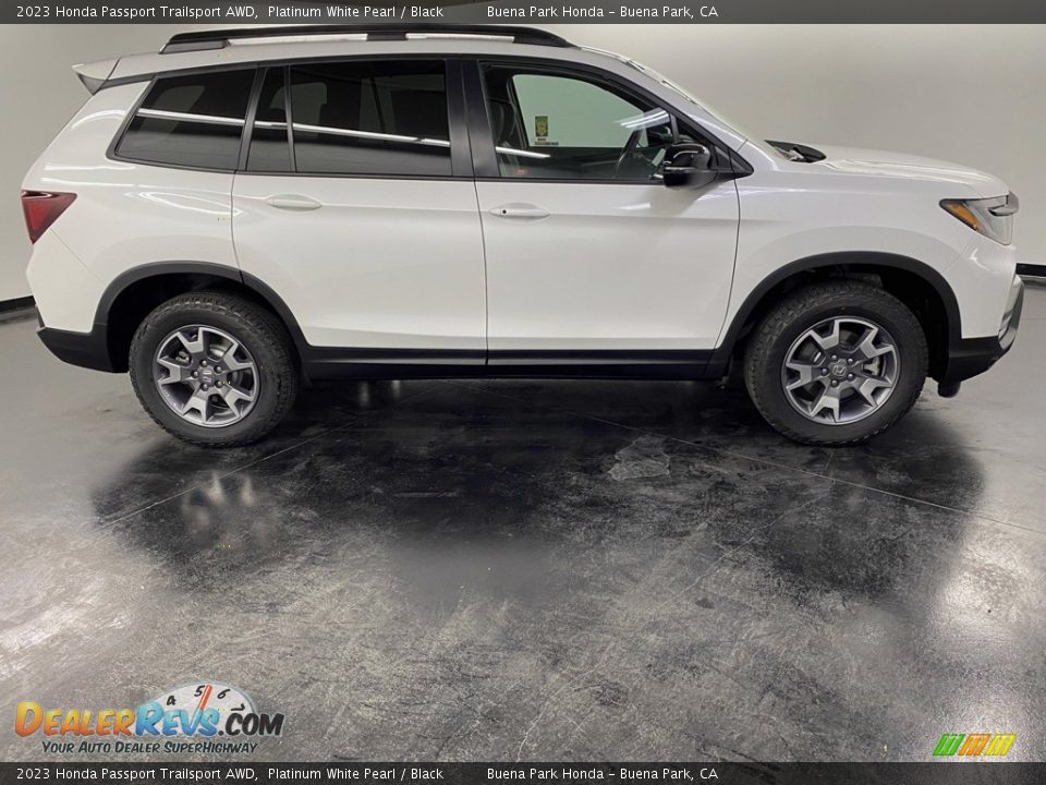 2023 Honda Passport Trailsport AWD Platinum White Pearl / Black Photo #5