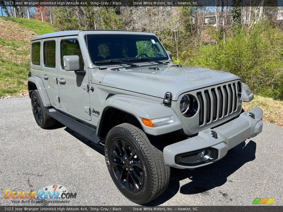 2023 Jeep Wrangler Unlimited High Altitude 4x4 Sting-Gray / Black Photo #4