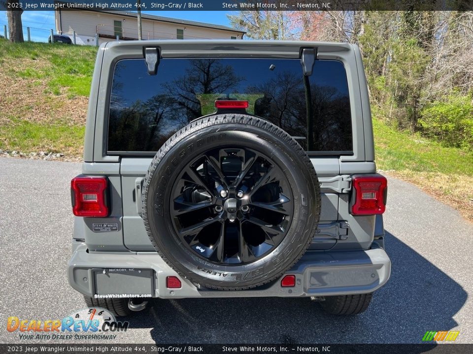 2023 Jeep Wrangler Unlimited High Altitude 4x4 Sting-Gray / Black Photo #7