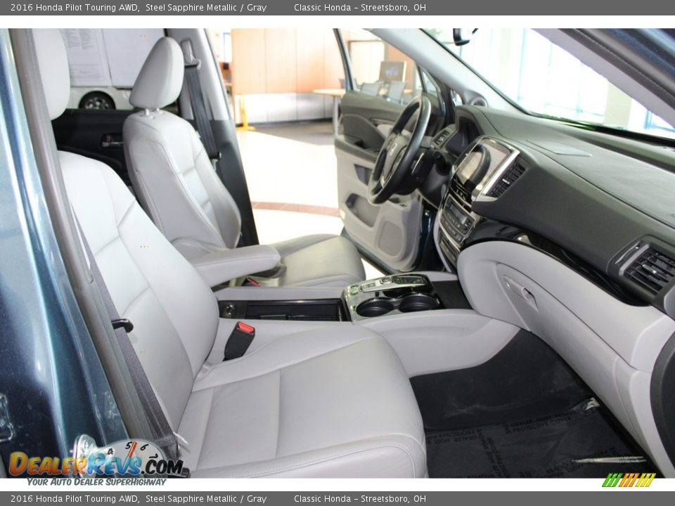 Front Seat of 2016 Honda Pilot Touring AWD Photo #16