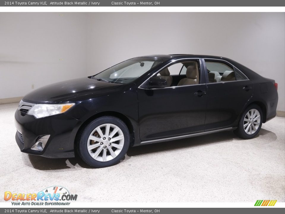 2014 Toyota Camry XLE Attitude Black Metallic / Ivory Photo #3