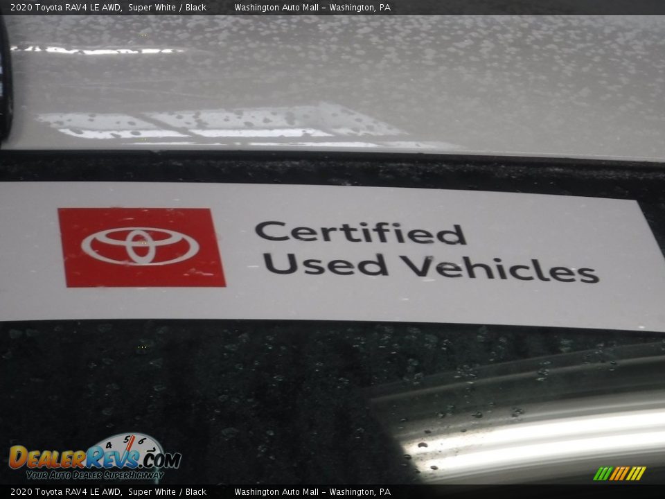 2020 Toyota RAV4 LE AWD Super White / Black Photo #11