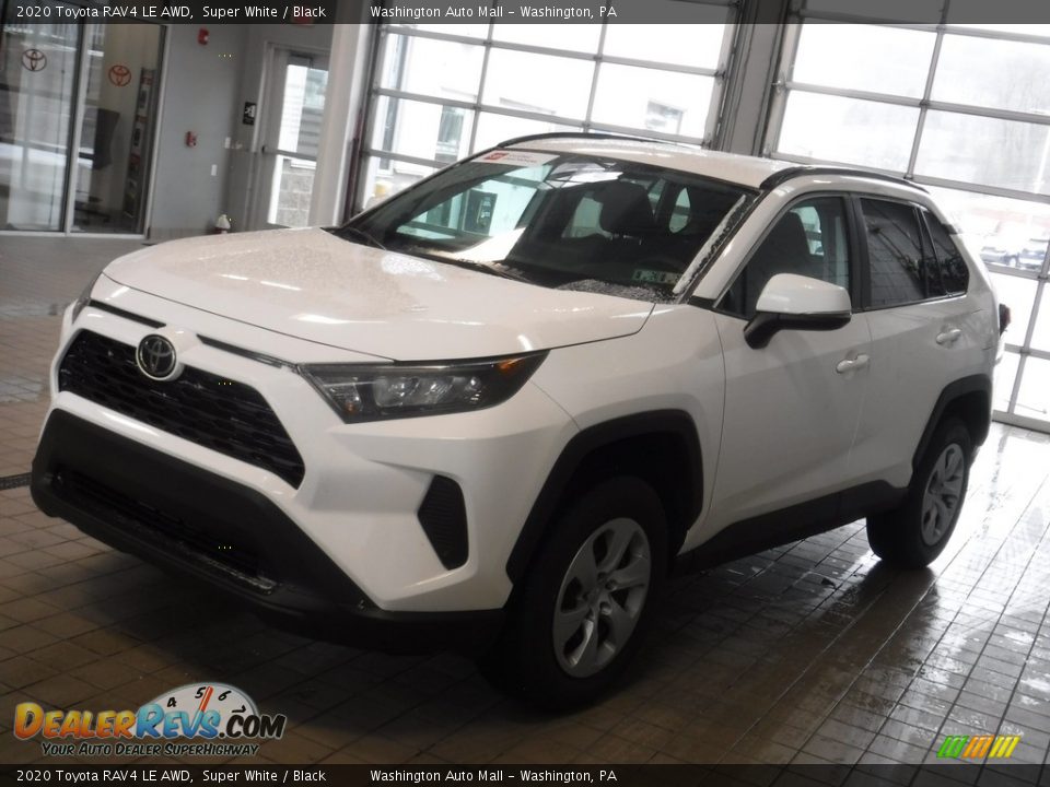 2020 Toyota RAV4 LE AWD Super White / Black Photo #13