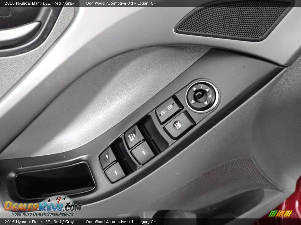 2016 Hyundai Elantra SE Red / Gray Photo #10