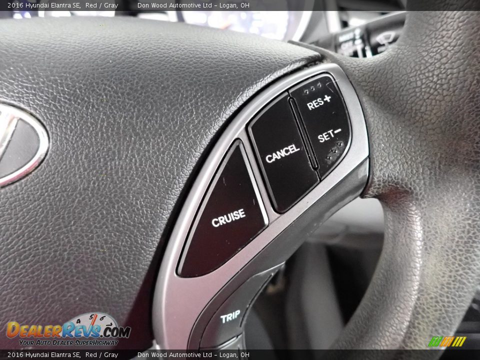2016 Hyundai Elantra SE Red / Gray Photo #14