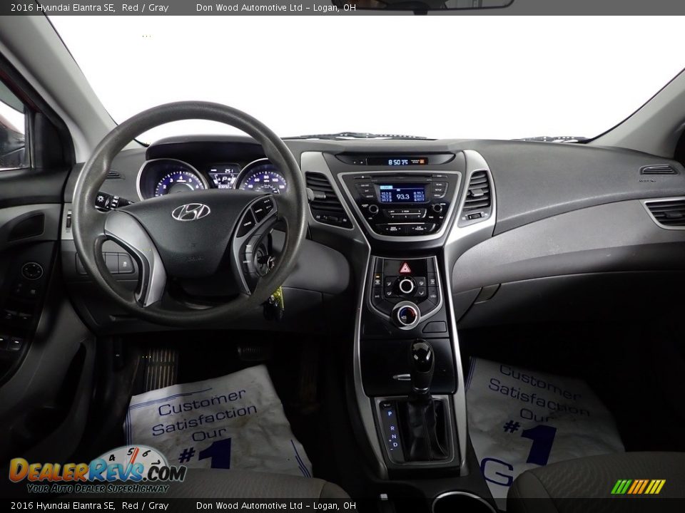 2016 Hyundai Elantra SE Red / Gray Photo #21