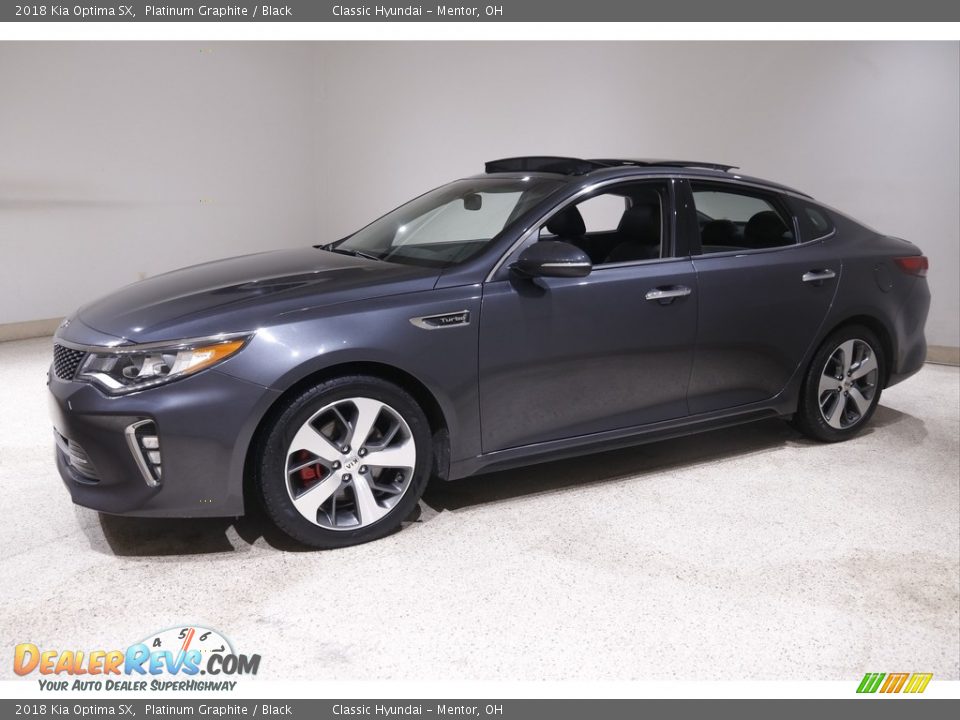 Front 3/4 View of 2018 Kia Optima SX Photo #3