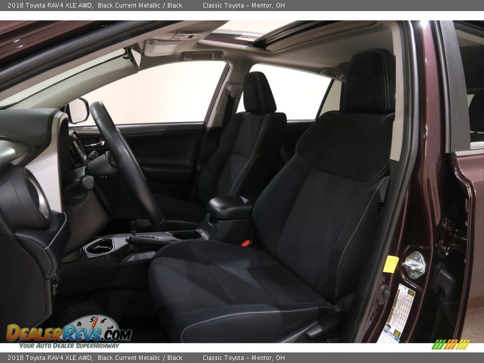 2018 Toyota RAV4 XLE AWD Black Current Metallic / Black Photo #5