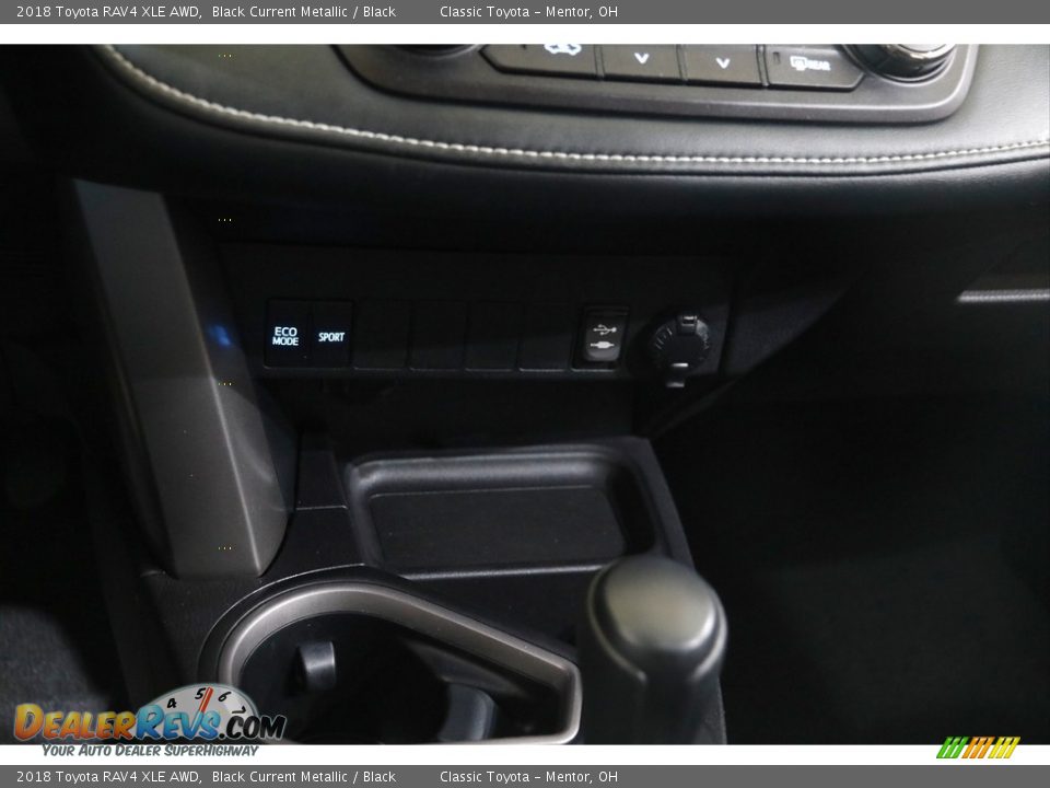 2018 Toyota RAV4 XLE AWD Black Current Metallic / Black Photo #14