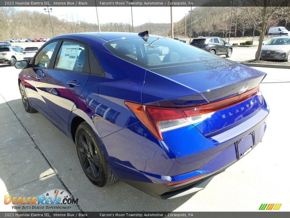 2023 Hyundai Elantra SEL Intense Blue / Black Photo #5