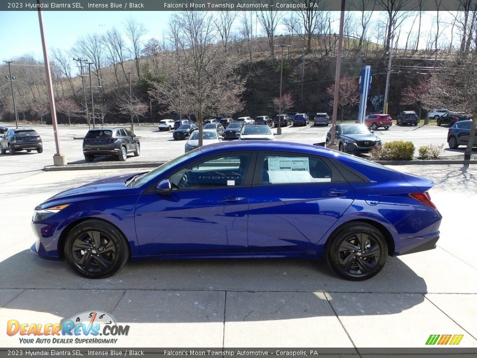 2023 Hyundai Elantra SEL Intense Blue / Black Photo #6