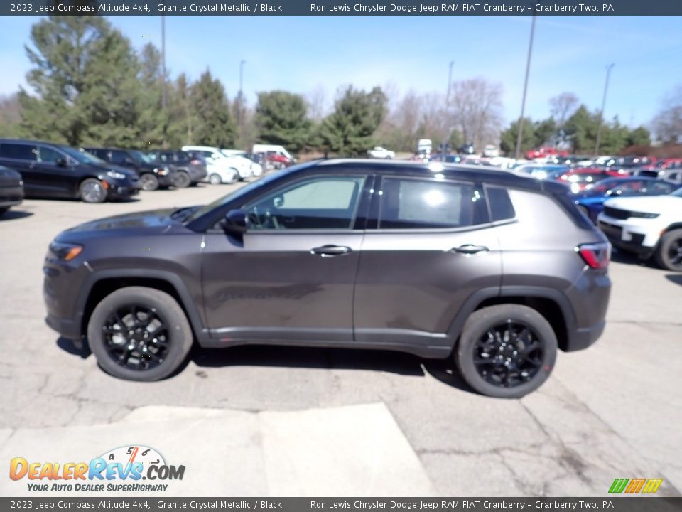 2023 Jeep Compass Altitude 4x4 Granite Crystal Metallic / Black Photo #2