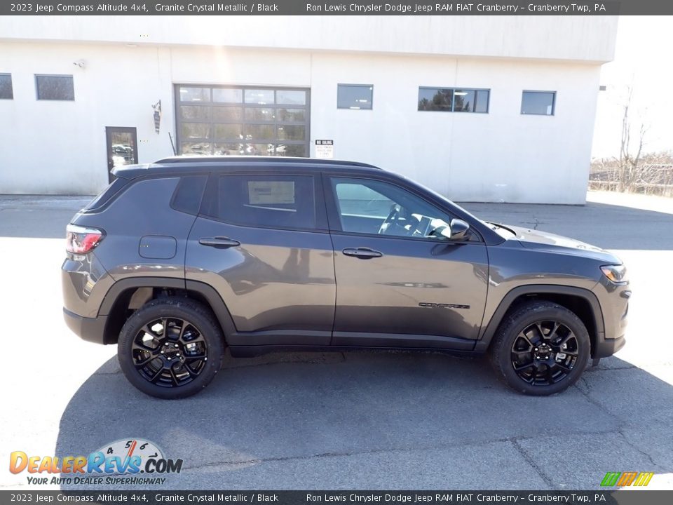 2023 Jeep Compass Altitude 4x4 Granite Crystal Metallic / Black Photo #6