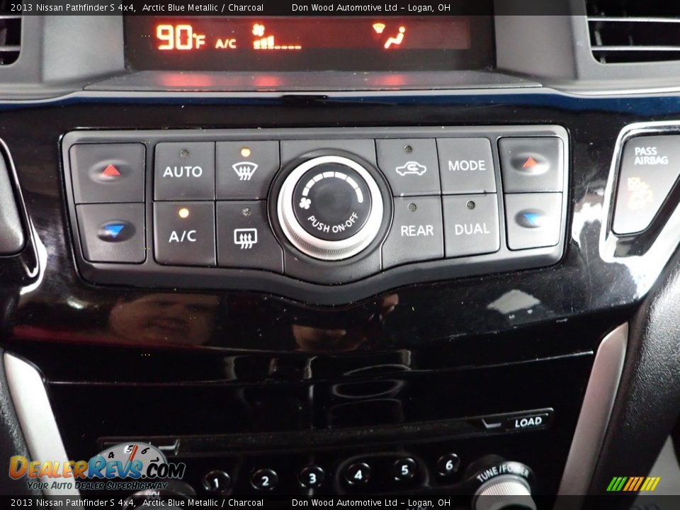 2013 Nissan Pathfinder S 4x4 Arctic Blue Metallic / Charcoal Photo #16