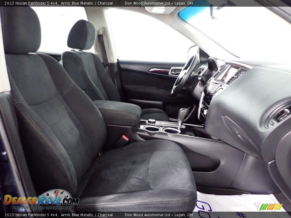 2013 Nissan Pathfinder S 4x4 Arctic Blue Metallic / Charcoal Photo #25