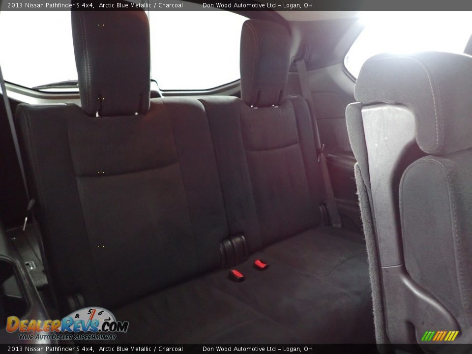2013 Nissan Pathfinder S 4x4 Arctic Blue Metallic / Charcoal Photo #28