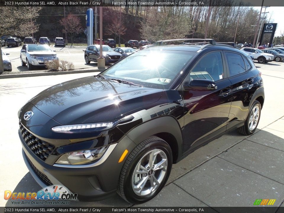 Front 3/4 View of 2023 Hyundai Kona SEL AWD Photo #7