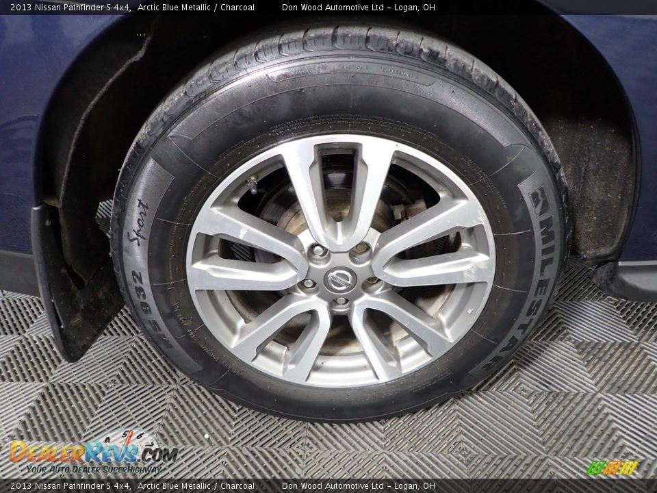 2013 Nissan Pathfinder S 4x4 Arctic Blue Metallic / Charcoal Photo #29
