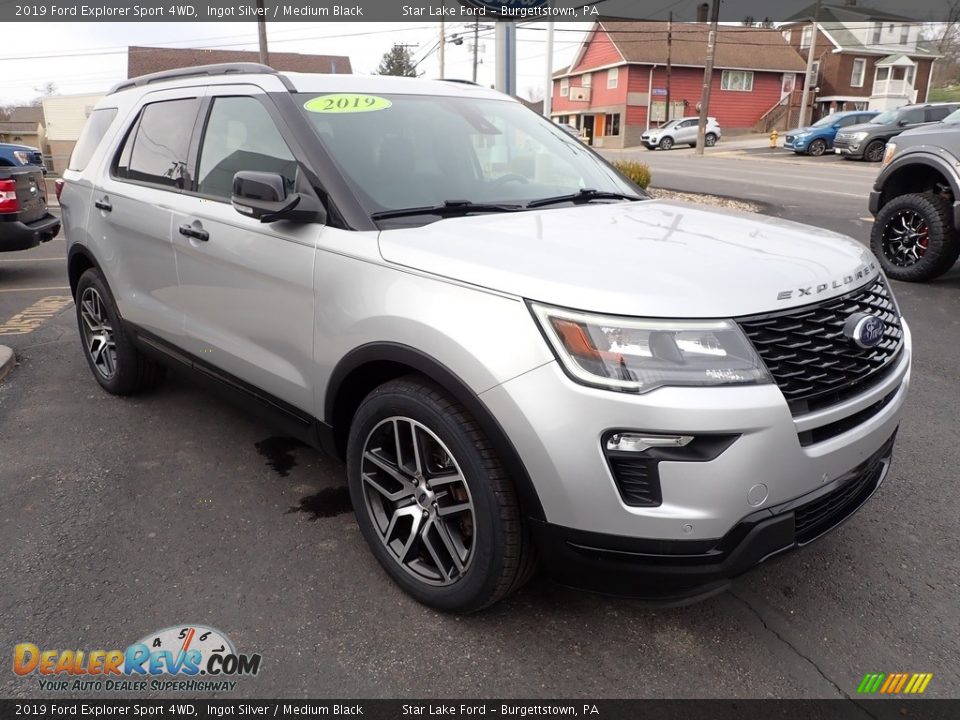 Front 3/4 View of 2019 Ford Explorer Sport 4WD Photo #7