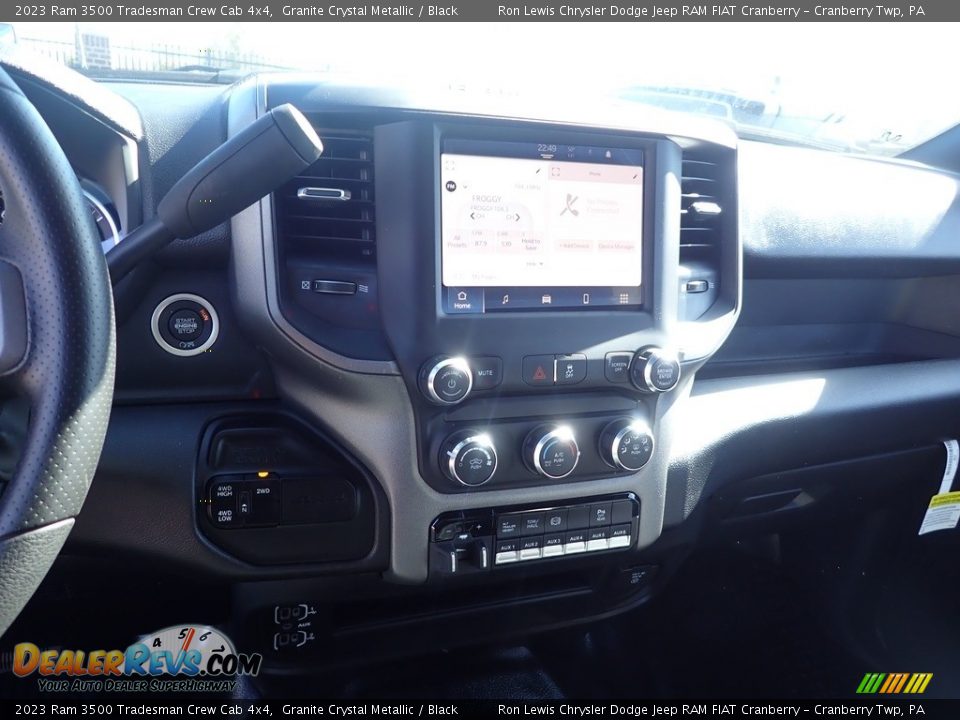 2023 Ram 3500 Tradesman Crew Cab 4x4 Granite Crystal Metallic / Black Photo #16